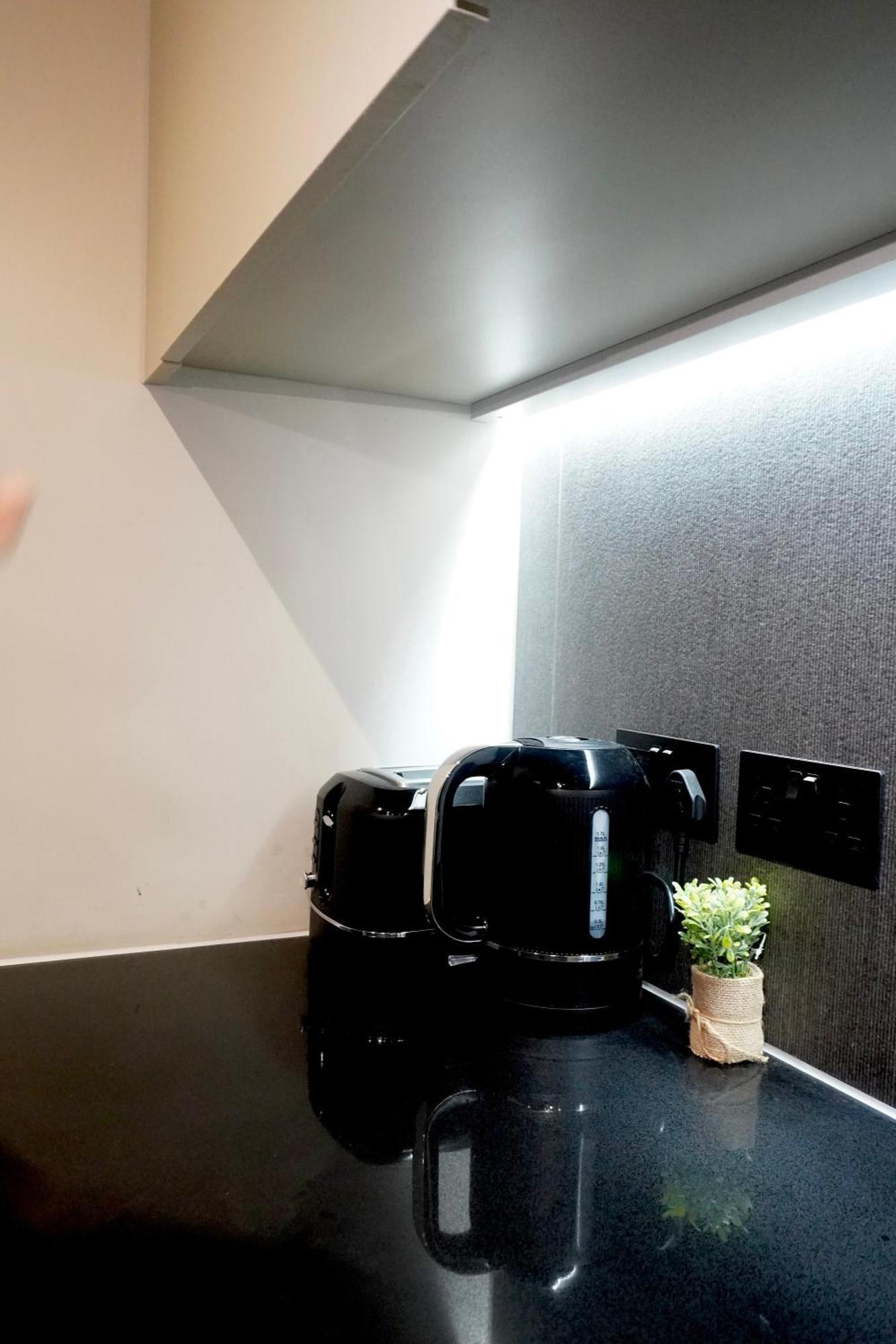 Central Manchester Luxury 2 Bed Apartment With Balcony Екстер'єр фото